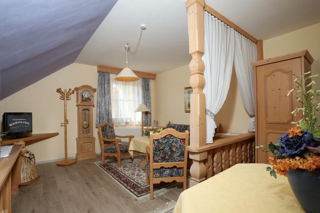 Gaestehaus Karoline Oberaichwald  Extérieur photo